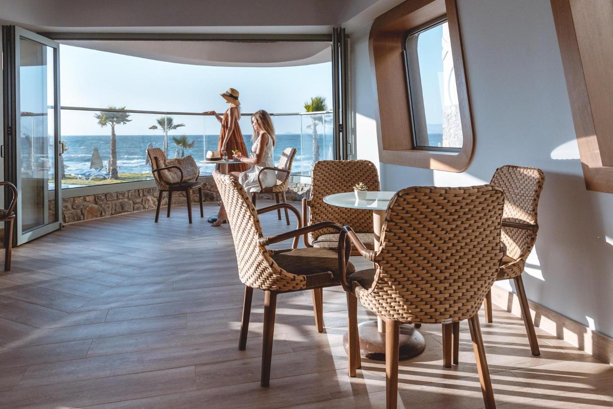 อารีนา บีช รีสอร์ต Hotel Kokkini Hani ภายนอก รูปภาพ