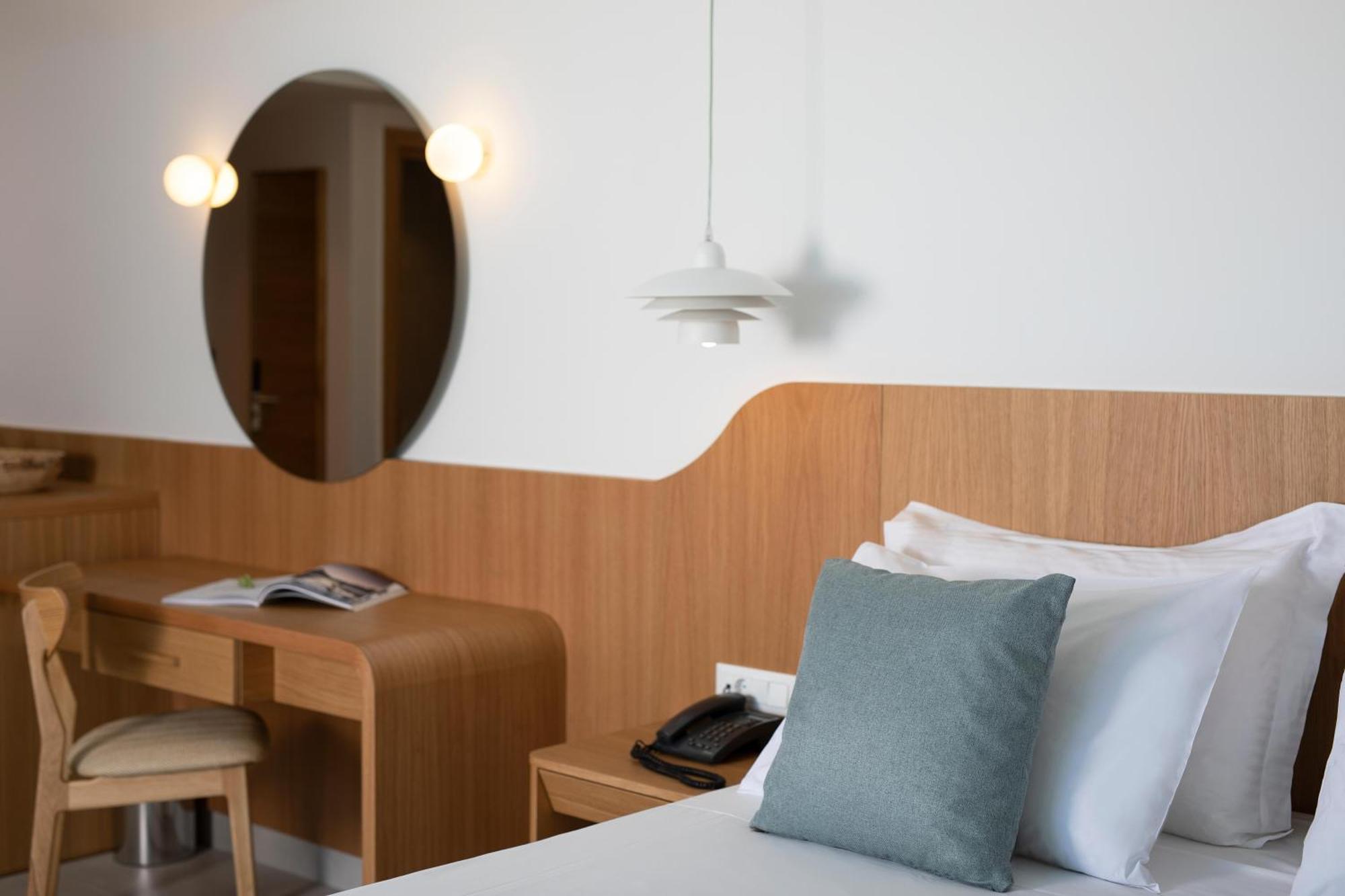 อารีนา บีช รีสอร์ต Hotel Kokkini Hani ภายนอก รูปภาพ