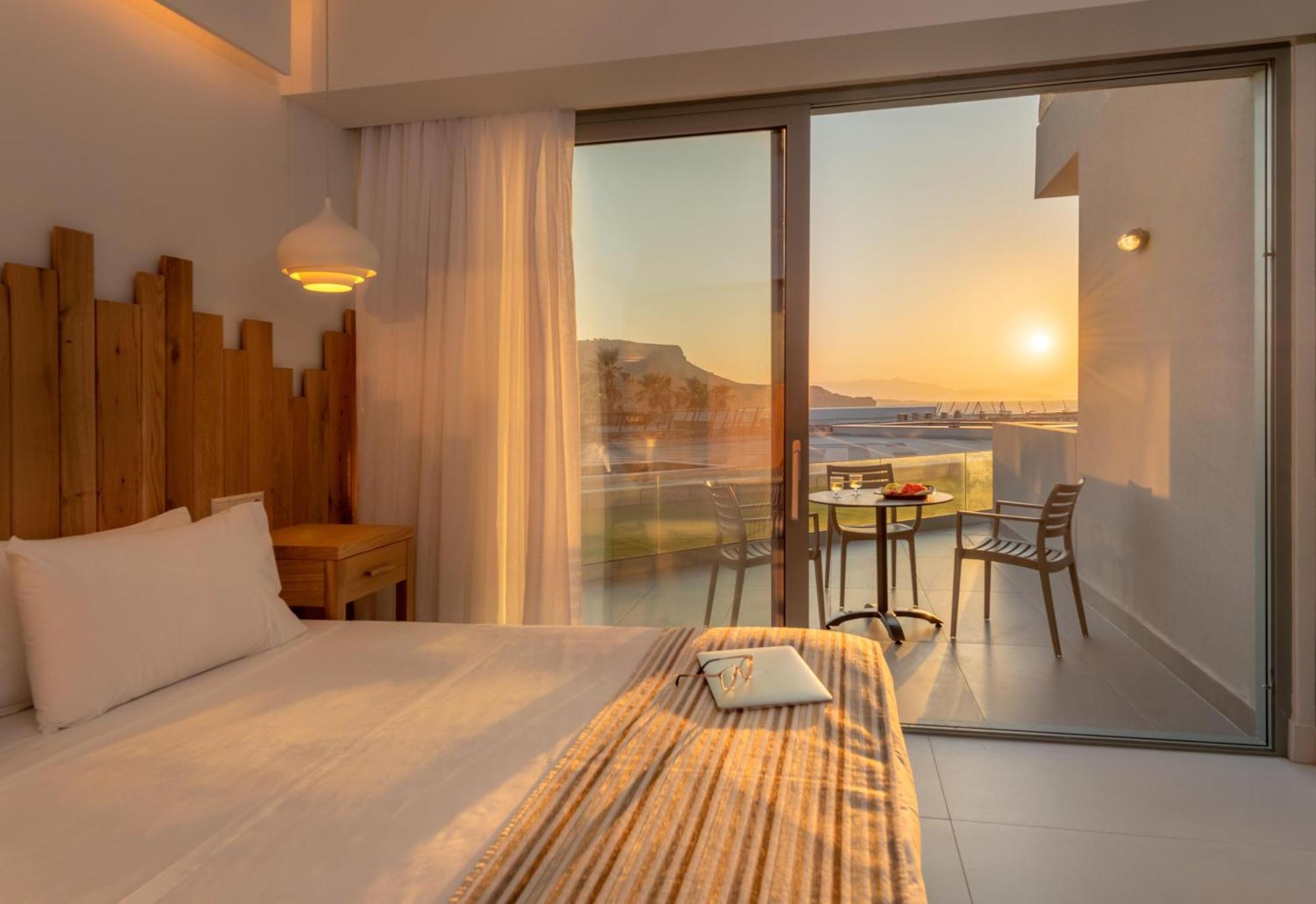 อารีนา บีช รีสอร์ต Hotel Kokkini Hani ภายนอก รูปภาพ