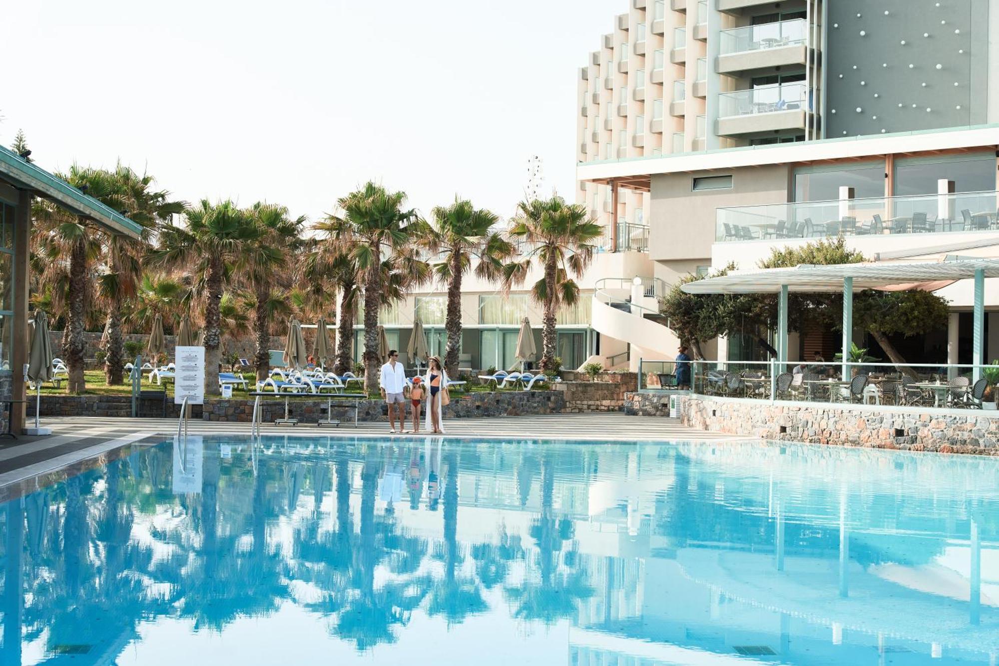 อารีนา บีช รีสอร์ต Hotel Kokkini Hani ภายนอก รูปภาพ